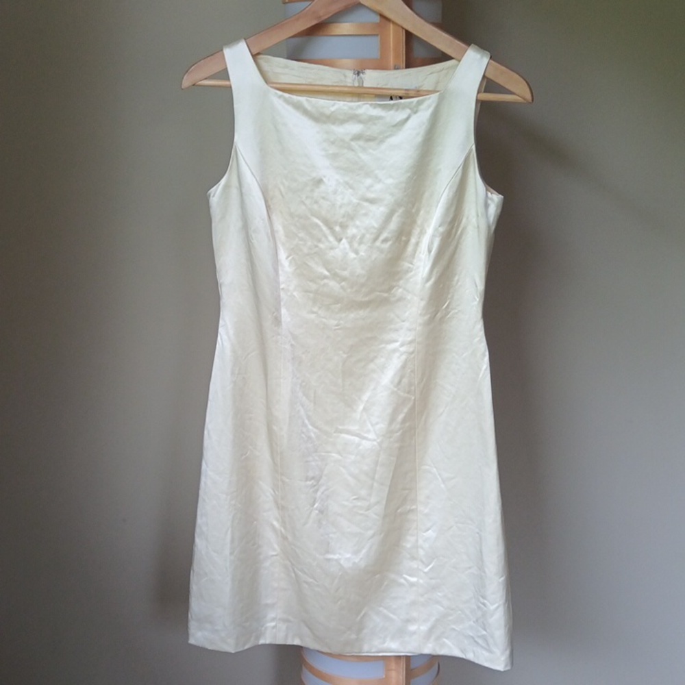 P16"-17" A|X Cream Satin-Look Sheath Shift Dress